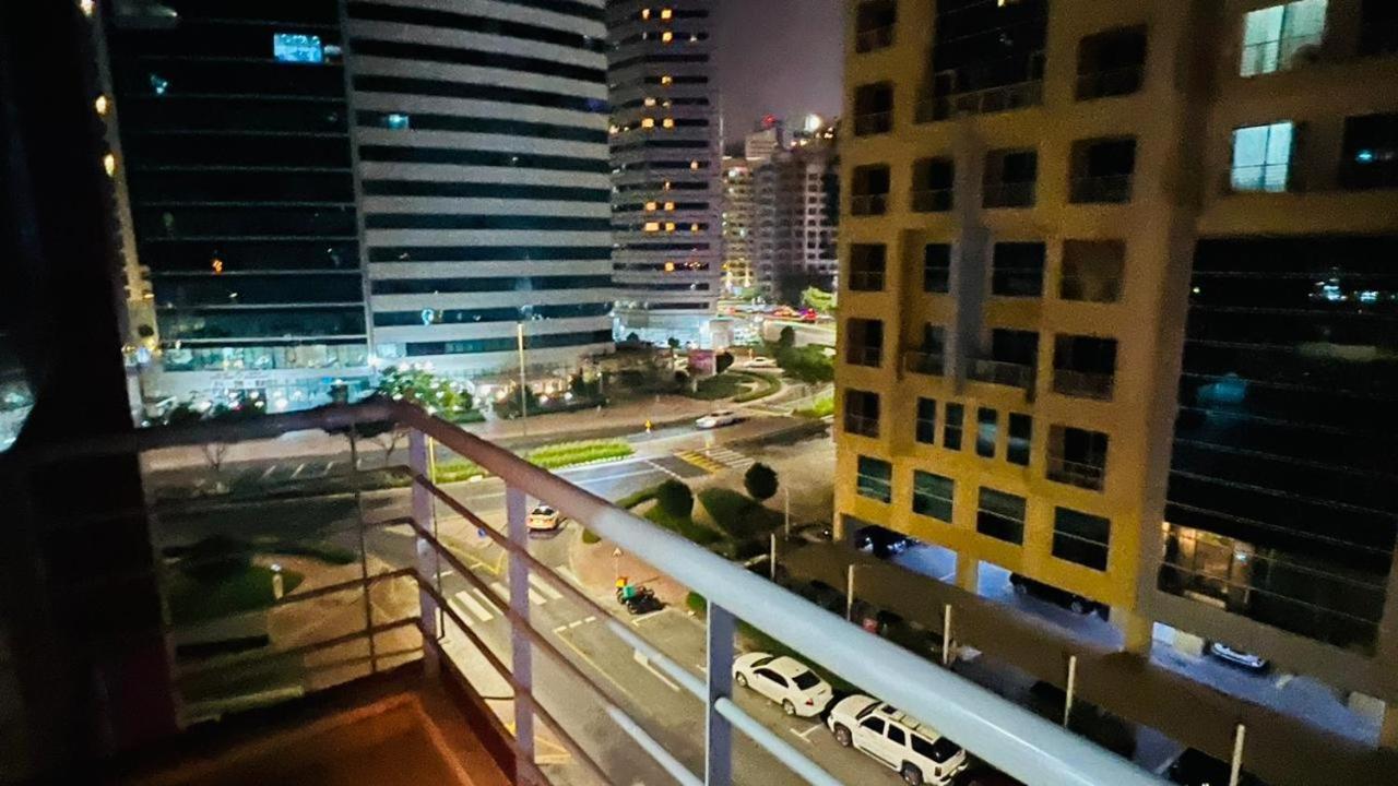 Homestay Niche Double Partition In Tecom Near Metro